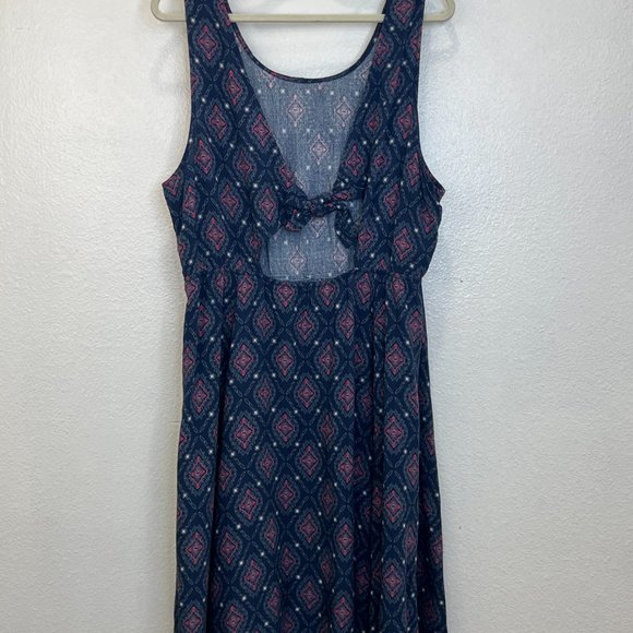 NWT TORRID Navy Blue with Red Medallion Tie-Back Challis Sleeveless Dress Sz 2X - Picture 5 of 8